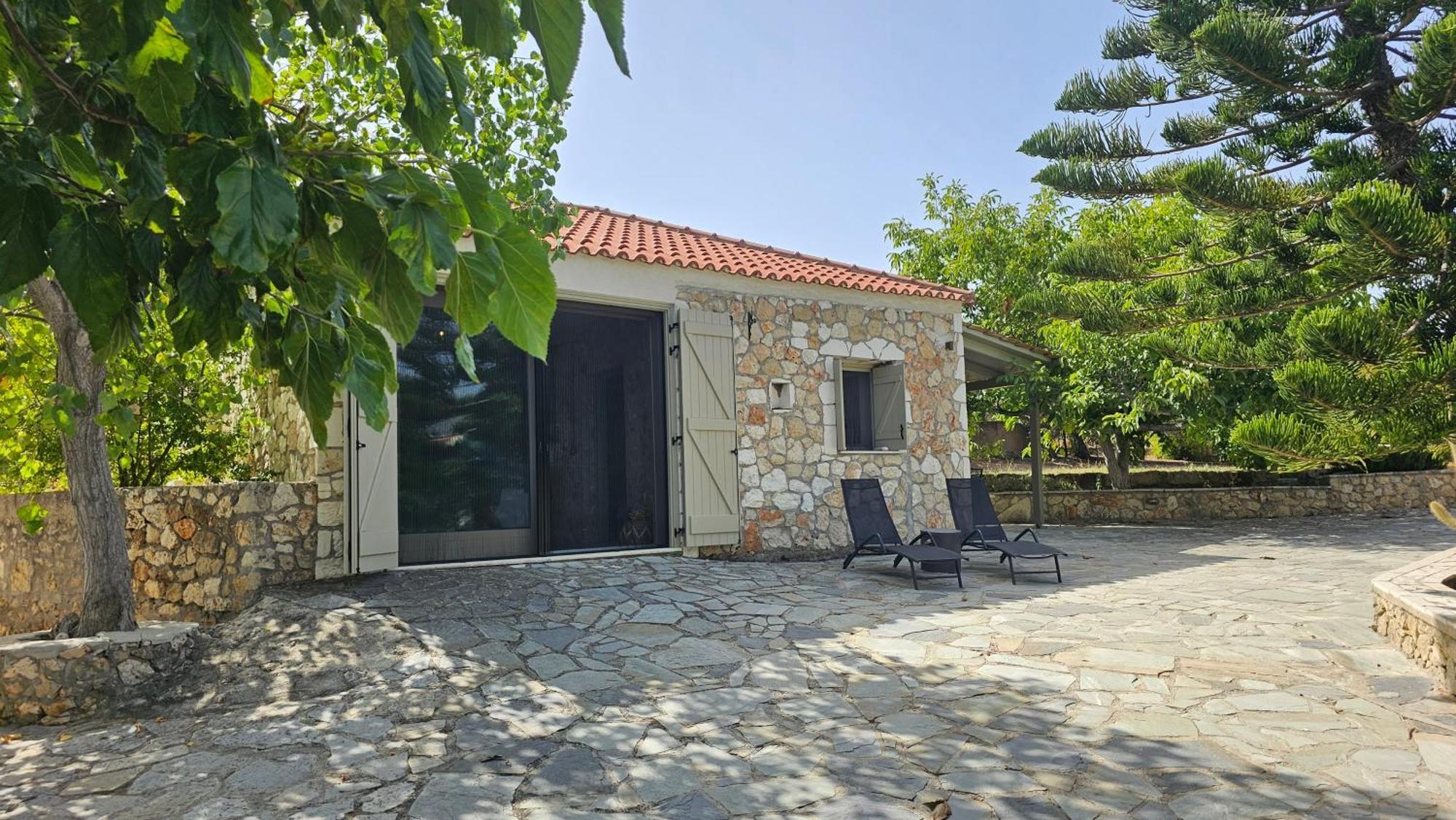 Ploes Luxury Cottages Pesádha Exteriör bild