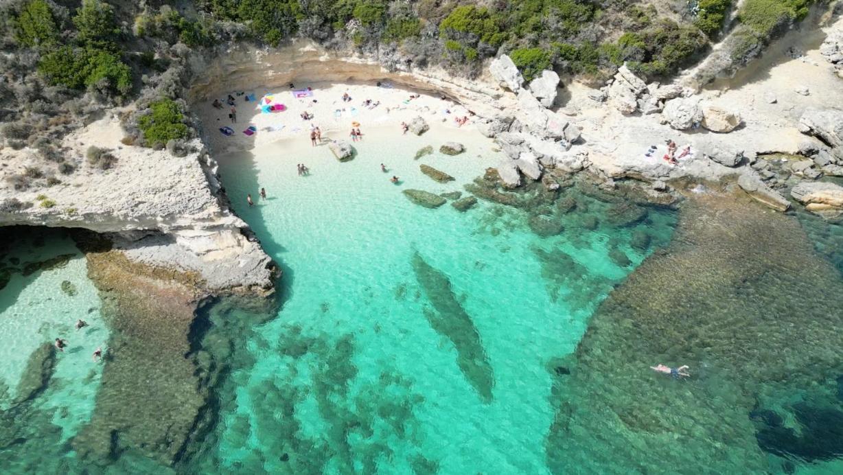Ploes Luxury Cottages Pesádha Exteriör bild